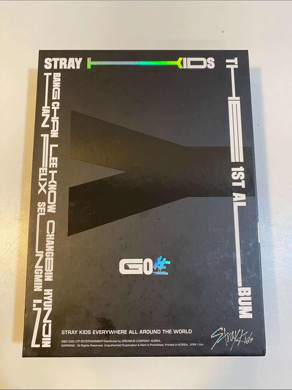 STRAY KIDS 1st ALBUM 'GO' Black Holographic Cover